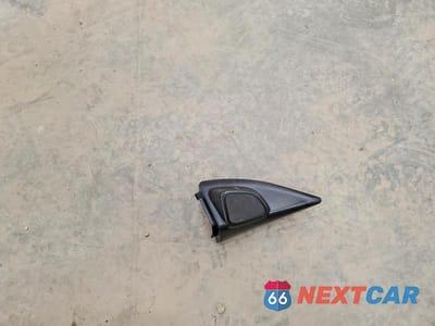 Zdjęcie 12 z 13 samochodu: 2001 TOYOTA CAMRY LE 4D SEDAN VIN:4T1BG22K91U862606 - miniatura