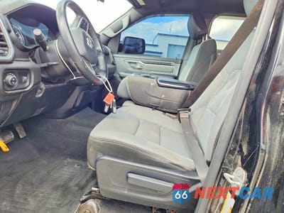 Zdjęcie 7 z 12 samochodu: 2021 RAM 1500 BIG HORN VIN:1C6RRFFGXMN605759 - miniatura