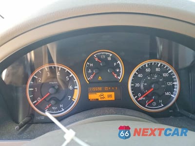 Zdjęcie 9 z 14 samochodu: 2015 NISSAN ARMADA SV VIN:5N1BA0ND2FN618316 - miniatura