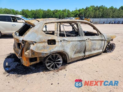 Trzecie zdjęcie samochodu z tyłu: 2014 BMW X3 XDRIVE28I VIN:5UXWX9C50E0D35897 - miniatura