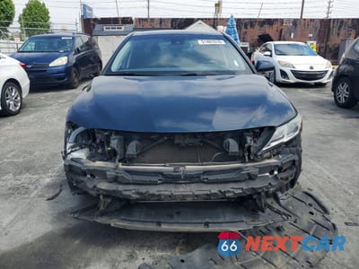 Piąte zdjęcie samochodu w środku: 2019 TOYOTA CAMRY SE VIN:4T1B11HK7KU267774 - miniatura