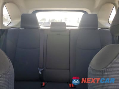 Zdjęcie 10 z 13 samochodu: 2023 TOYOTA RAV4 LE VIN:JTMMWRFV5PD204559 - miniatura