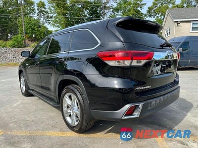 Drugie zdjęcie samochodu z przodu: 2019 TOYOTA HIGHLANDER HYBRID LIMITED VIN:5TDDGRFH9KS054671 - miniatura