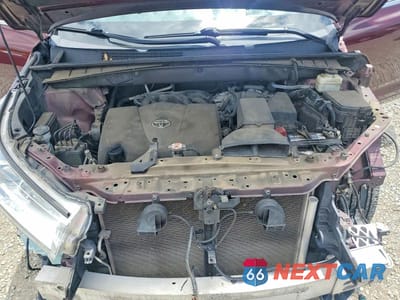 Zdjęcie 12 z 14 samochodu: 2018 TOYOTA HIGHLANDER XLE VIN:5TDKZRFHXJS281108 - miniatura