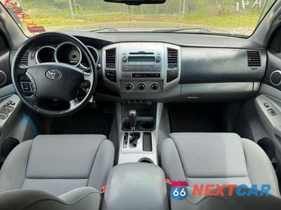 Zdjęcie 9 z 14 samochodu: 2011 TOYOTA TACOMA DOUBLE CAB VIN:3TMLU4EN8BM060850 - miniatura