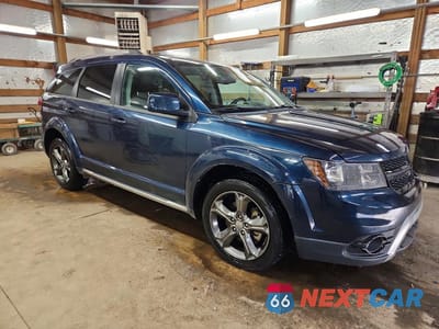 Czwarte zdjęcie samochodu z boku: 2015 DODGE JOURNEY CROSSROAD VIN:3C4PDCGB2FT752631 - miniatura