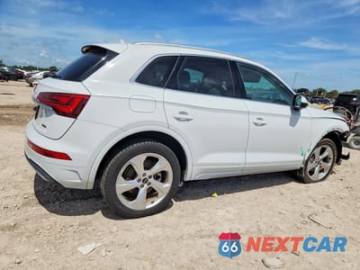 Trzecie zdjęcie samochodu z tyłu: 2021 AUDI Q5 PREMIUM PLUS VIN:WA1BAAFY7M2082418 - miniatura