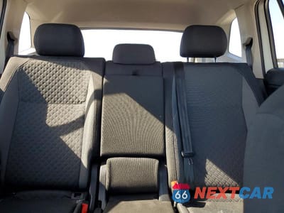 Zdjęcie 10 z 13 samochodu: 2019 VOLKSWAGEN TIGUAN S VIN:3VV1B7AX4KM039324 - miniatura
