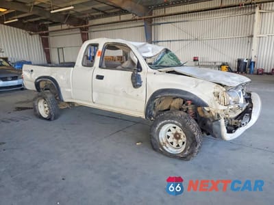 Czwarte zdjęcie samochodu z boku: 2004 TOYOTA TACOMA XTRACAB PRERUNNER VIN:5TESN92N24Z338674 - miniatura
