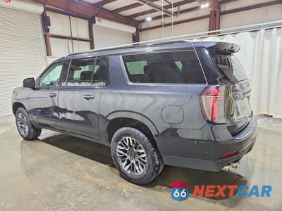 Drugie zdjęcie samochodu z przodu: 2025 CHEVROLET SUBURBAN K1500 Z71 VIN:1GNS6DRD0SR280125 - miniatura