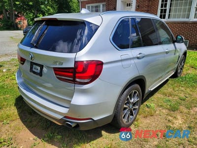 Czwarte zdjęcie samochodu z boku: 2016 BMW X5 XDRIVE35I VIN:5UXKR0C56G0P23396 - miniatura