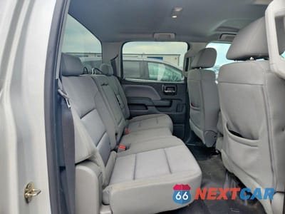 Zdjęcie 10 z 13 samochodu: 2018 CHEVROLET SILVERADO K1500 VIN:3GCUKNEC7JG543855 - miniatura