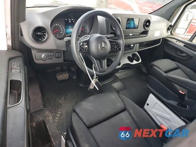 Zdjęcie 8 z 13 samochodu: 2022 MERCEDES-BENZ SPRINTER 2500 VIN:W1Y4EDHY8NT106640 - miniatura