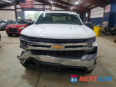 Piąte zdjęcie samochodu w środku: 2019 CHEVROLET SILVERADO K1500 LT VIN:1GCRYDEDXKZ371362 - miniatura
