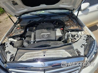 Zdjęcie 11 z 12 samochodu: 2015 MERCEDES-BENZ C 300 4MATIC VIN:55SWF4KB9FU009237 - miniatura