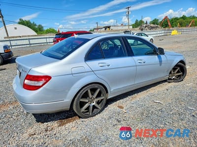Trzecie zdjęcie samochodu z tyłu: 2009 MERCEDES-BENZ C 300 4MATIC VIN:WDDGF81X59R065819 - miniatura