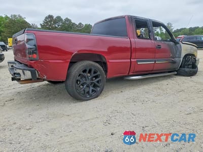 Trzecie zdjęcie samochodu z tyłu: 2004 CHEVROLET SILVERADO C1500 VIN:1GCEC19ZX4Z192534 - miniatura