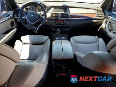 Zdjęcie 8 z 12 samochodu: 2012 BMW X5 XDRIVE35I VIN:5UXZV4C52CL745826 - miniatura
