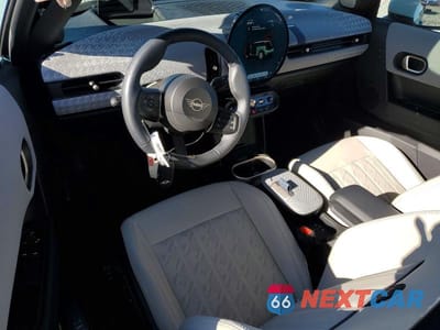 Zdjęcie 8 z 13 samochodu: 2025 MINI COOPER S VIN:WMW23GD0XS2X14368 - miniatura