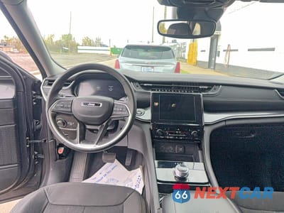 Zdjęcie 9 z 10 samochodu: 2023 JEEP GRAND CHEROKEE LAREDO VIN:1C4RJHAG3P8710990 - miniatura