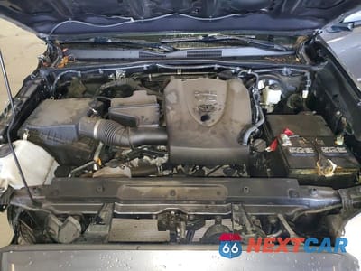 Zdjęcie 11 z 13 samochodu: 2022 TOYOTA TACOMA SR5 V6 VIN:3TMCZ5AN1NM454062 - miniatura