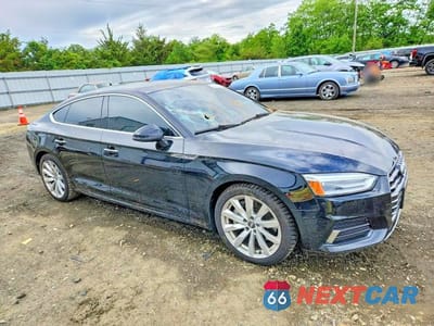 Czwarte zdjęcie samochodu z boku: 2018 AUDI A5 PREMIUM VIN:WAUANCF57JA020152 - miniatura
