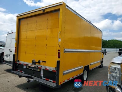 Trzecie zdjęcie samochodu z tyłu: 2024 FORD E350 BOX TRUCK VIN:1FDWE3FN9RDD08768 - miniatura