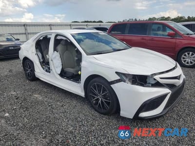 Czwarte zdjęcie samochodu z boku: 2024 TOYOTA CAMRY SE VIN:4T1T11AK9RU854423 - miniatura