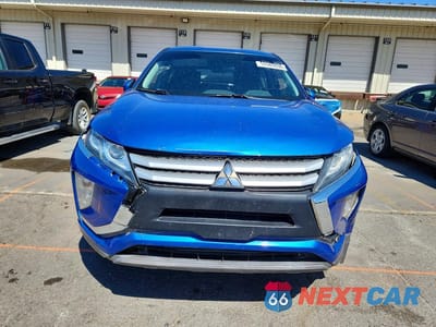 Piąte zdjęcie samochodu w środku: 2018 MITSUBISHI ECLIPSE CROSS ES VIN:JA4AT3AA8JZ049765 - miniatura