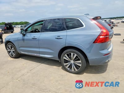Drugie zdjęcie samochodu z przodu: 2023 VOLVO XC60 PLUS VIN:YV4L12RN7P1340753 - miniatura