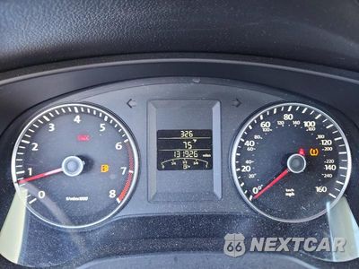 Zdjęcie 9 z 12 samochodu: 2012 VOLKSWAGEN JETTA SE VIN:3VWBP7AJXCM125039 - miniatura