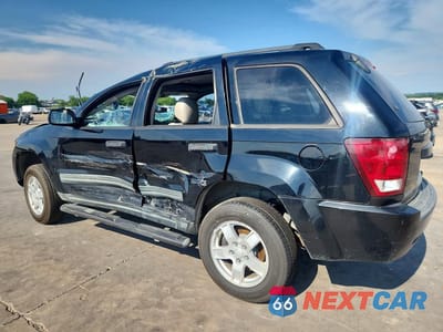 Drugie zdjęcie samochodu z przodu: 2005 JEEP GRAND CHEROKEE LAREDO VIN:1J4GS48K15C724270 - miniatura