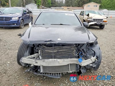Piąte zdjęcie samochodu w środku: 2013 MERCEDES-BENZ C 250 VIN:WDDGF4HB3DA783430 - miniatura