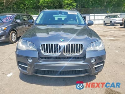 Piąte zdjęcie samochodu w środku: 2013 BMW X5 XDRIVE35I VIN:5UXZV4C54D0E03039 - miniatura