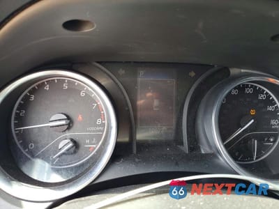 Zdjęcie 9 z 12 samochodu: 2018 TOYOTA CAMRY LE VIN:4T1B11HK2JU631761 - miniatura