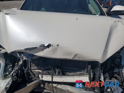 Zdjęcie 12 z 14 samochodu: 2018 TOYOTA HIGHLANDER HYBRID XLE VIN:5TDJGRFH3JS043652 - miniatura