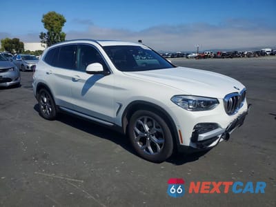 Czwarte zdjęcie samochodu z boku: 2021 BMW X3 SDRIVE30I VIN:5UXTY3C04M9F43311 - miniatura