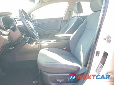 Zdjęcie 7 z 12 samochodu: 2013 KIA OPTIMA HYBRID VIN:KNAGM4AD5D5039443 - miniatura