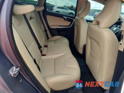 Zdjęcie 10 z 12 samochodu: 2016 VOLVO XC60 T6 PLATINUM VIN:YV449MDM8G2834508 - miniatura