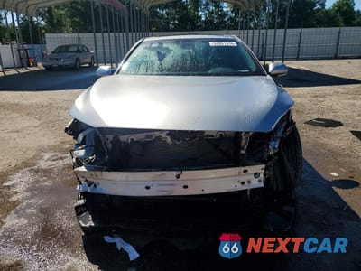 Piąte zdjęcie samochodu w środku: 2020 TOYOTA AVALON XLE VIN:4T1A21FB2LU013435 - miniatura