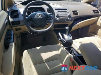 Zdjęcie 8 z 12 samochodu: 2008 HONDA CIVIC LX VIN:1HGFA16568L010351 - miniatura