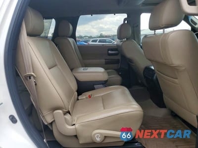Zdjęcie 11 z 13 samochodu: 2014 TOYOTA SEQUOIA PLATINUM VIN:5TDDW5G16ES096331 - miniatura