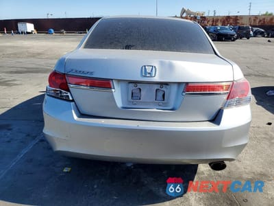 Zdjęcie 6 z 12 samochodu: 2012 HONDA ACCORD LX VIN:1HGCP2F31CA072802 - miniatura