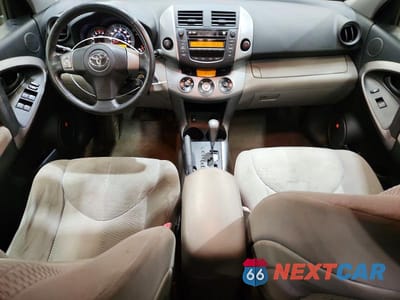Zdjęcie 8 z 13 samochodu: 2006 TOYOTA RAV4 LIMITED VIN:JTMBK31V265011298 - miniatura