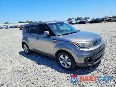 Czwarte zdjęcie samochodu z boku: 2018 KIA SOUL BASE VIN:KNDJN2A26J7610852 - miniatura