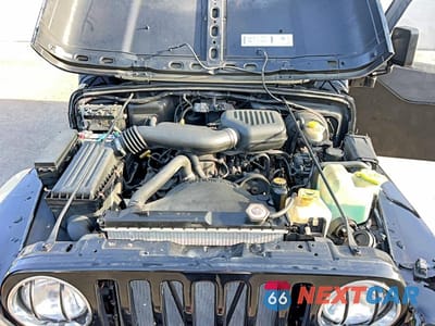 Zdjęcie 7 z 10 samochodu: 2001 JEEP WRANGLER / TJ SE VIN:1J4FA29P01P324149 - miniatura