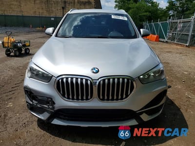 Piąte zdjęcie samochodu w środku: 2020 BMW X1 SDRIVE28I VIN:WBXJG7C03L5P72085 - miniatura