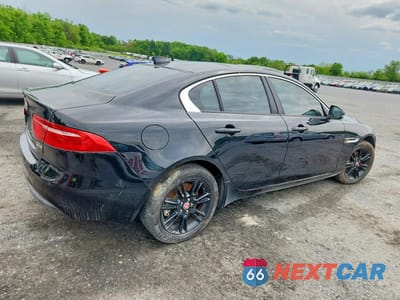 Trzecie zdjęcie samochodu z tyłu: 2017 JAGUAR XE PREMIUM VIN:SAJAJ4BNXHA974898 - miniatura