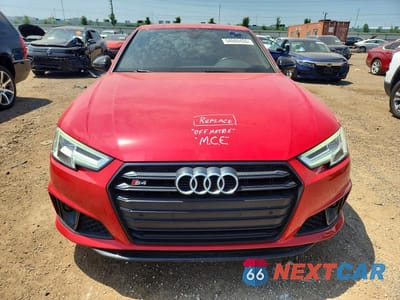 Piąte zdjęcie samochodu w środku: 2019 AUDI S4 VIN:WAUB4AF49KA068854 - miniatura