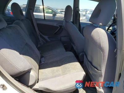 Zdjęcie 11 z 14 samochodu: 2001 TOYOTA RAV4 BASE VIN:JTEGH20V710041477 - miniatura